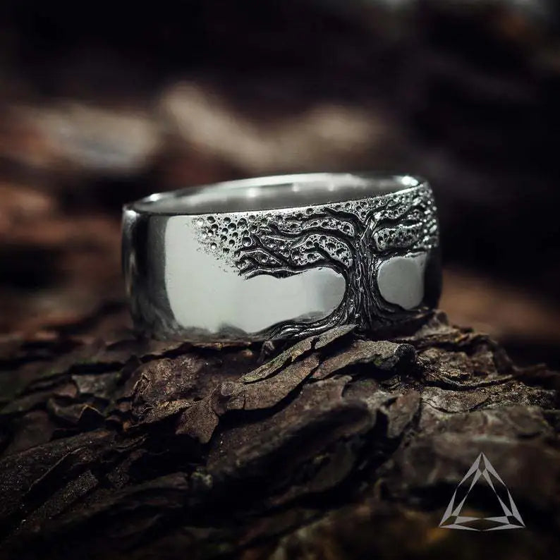 Simple Retro Carved Tree of Life Ring