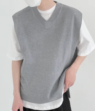 Men's V-neck Thin Knitted Vest Sweater