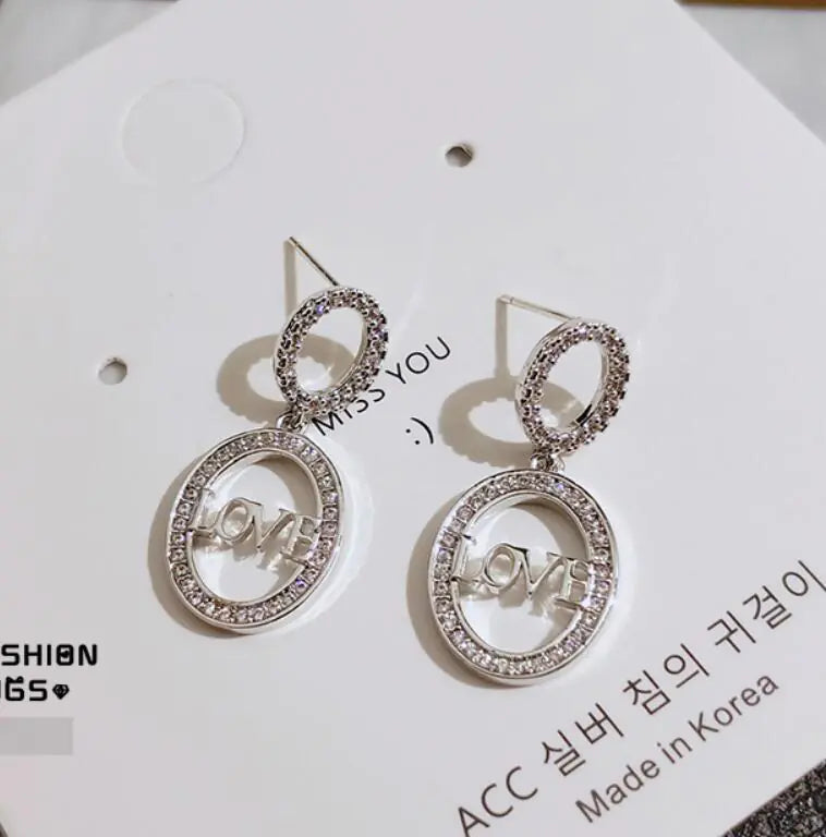 925 Silver Oval Earrings for Round Faces - Stylish Design